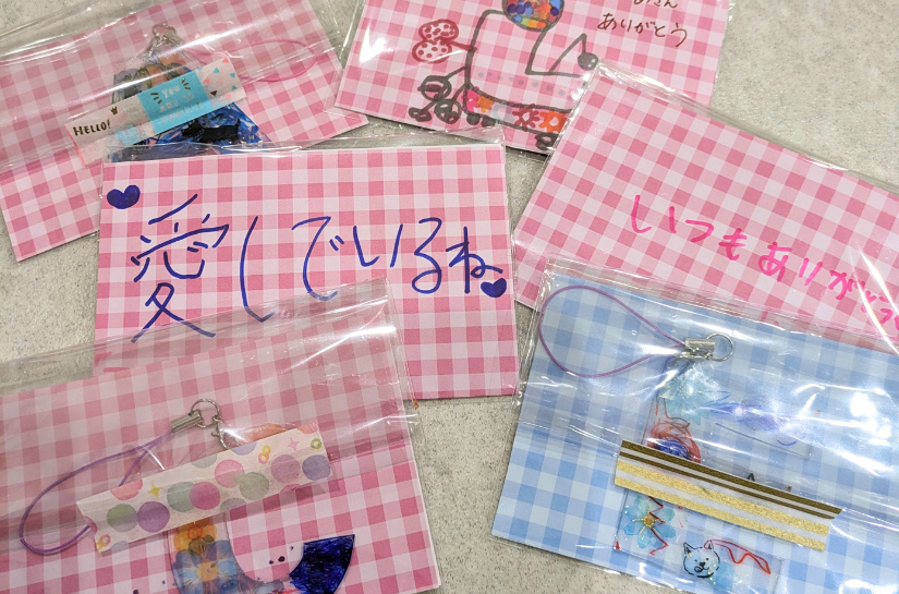 放課後等デイサービスで制作した手作りプレゼントや作品